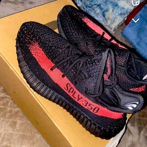 Adidas yeezy 350 boost V2 core black red